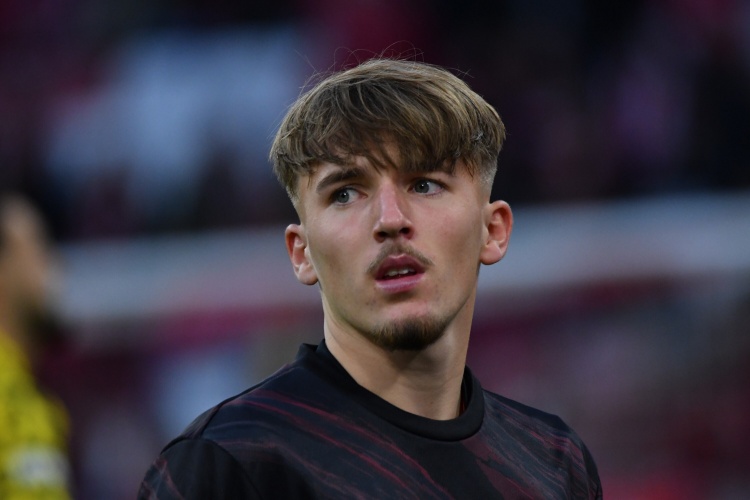 澳客专业平台-公开儿皇梦！法尔克：卡尔依然热爱拜仁，已认识到发言并不明智